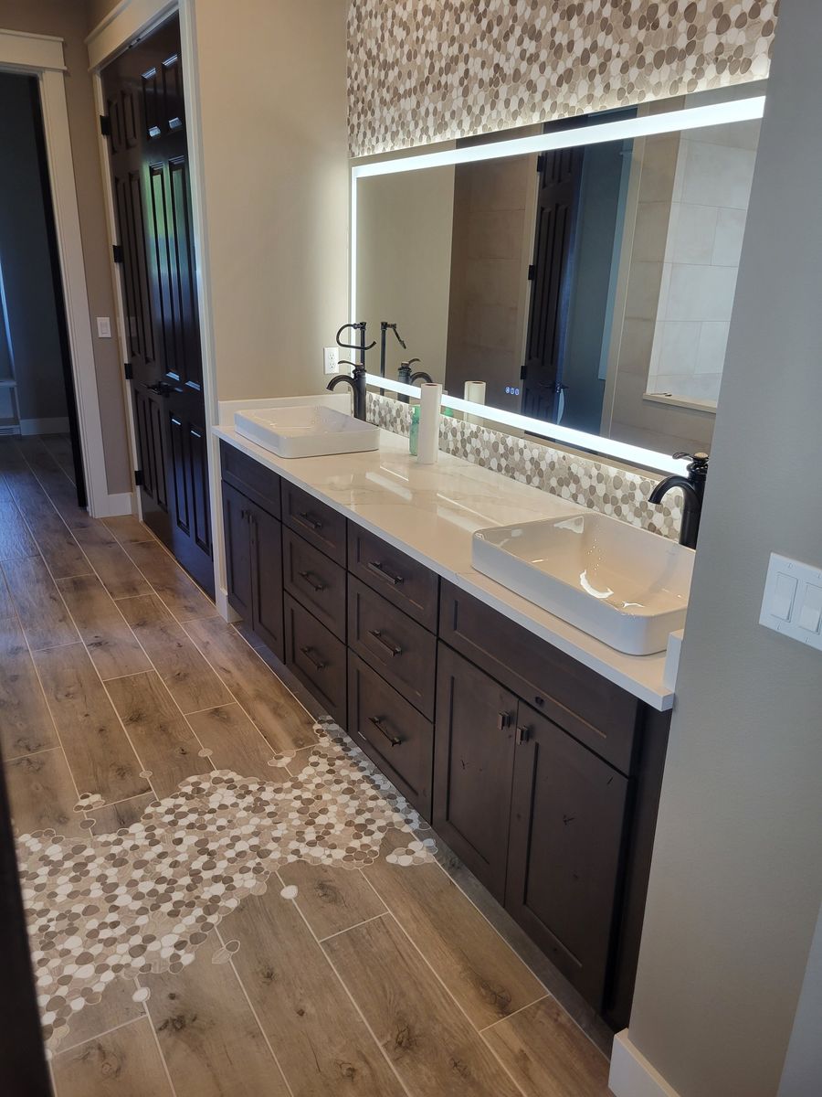 Mosaic Tiling for Goldberg Tile & Stoneworks in Belfair, WA