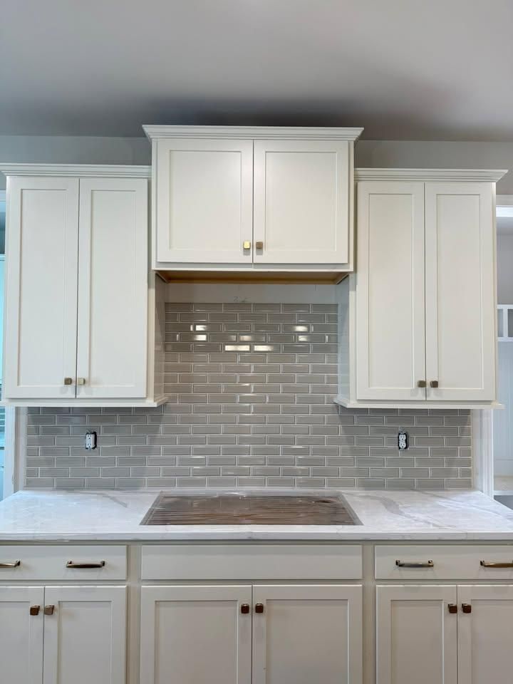 Kitchen Backsplash Tiling for Dr J Flooring Llc in Greenville, South Carolina