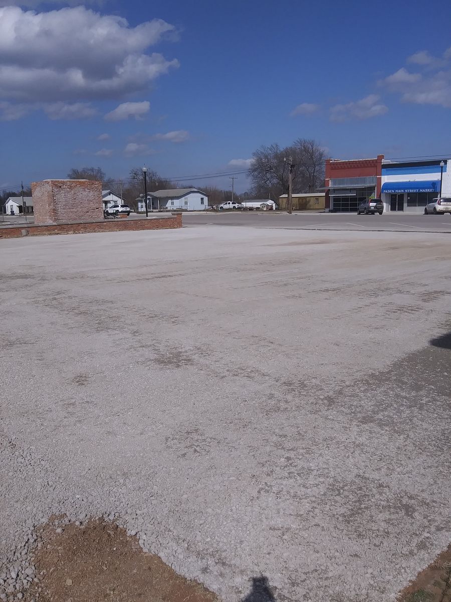 Roads & Driveways for McCormick Dozer Service in Bristow, OK