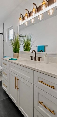 Bathroom Design for Timeless Cabinetry in El Paso, TX