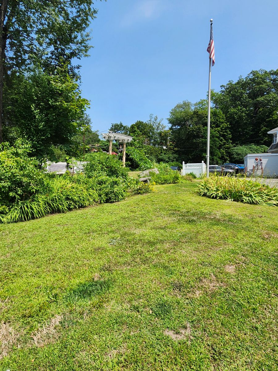 Landscape Installation for Landscape Innovations LLC in Torrington, CT