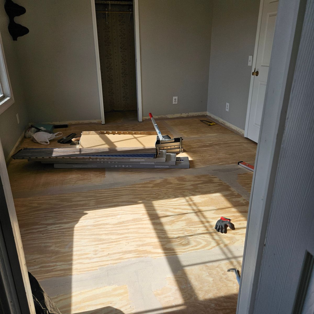 Flooring for Ruben R construction LLC in Mount Olive, NC