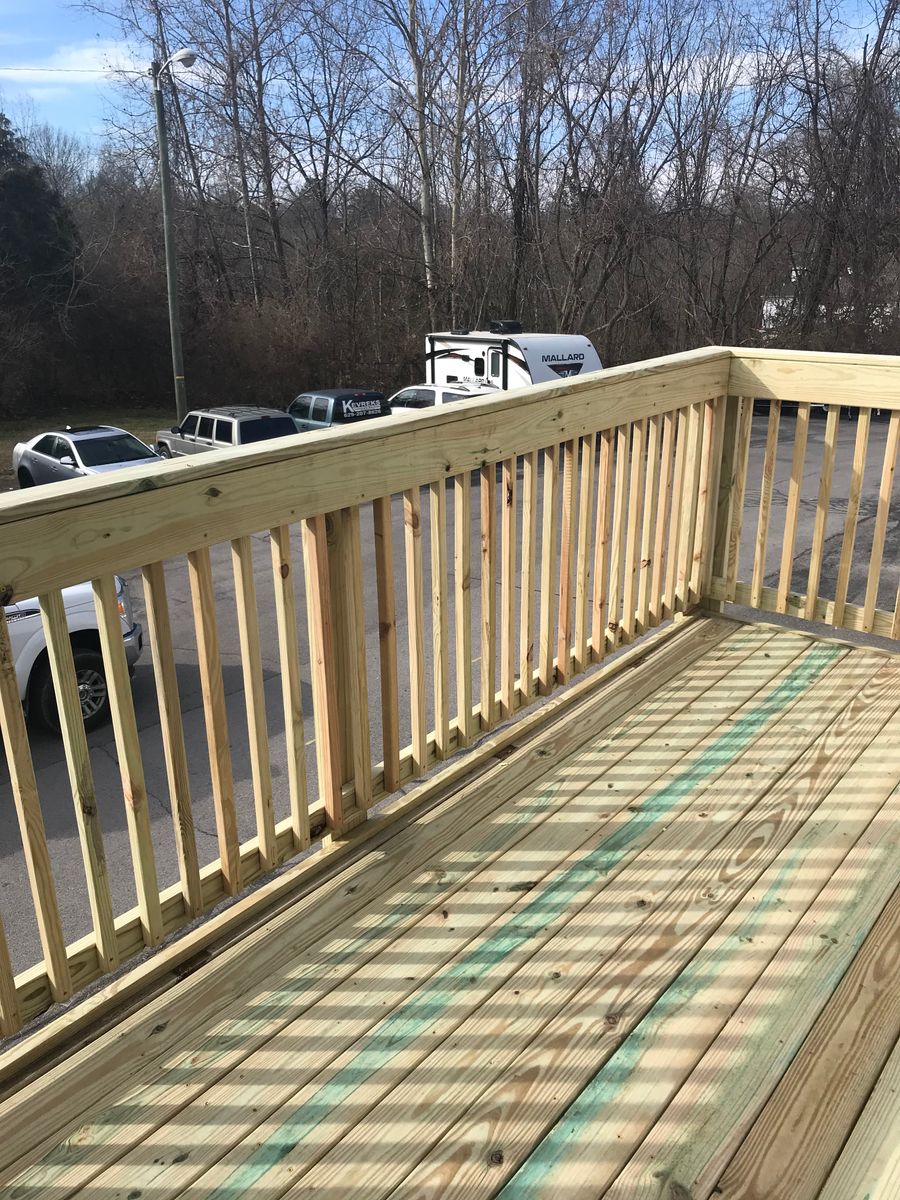 Deck services for Team Bard Lawn Care SVC in Woodbury, TN