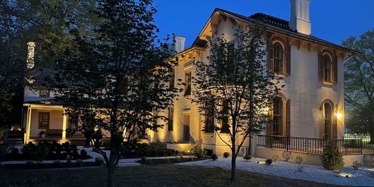 Low Voltage Lighting for Broker Post Ground Crew in Sussex County, DE