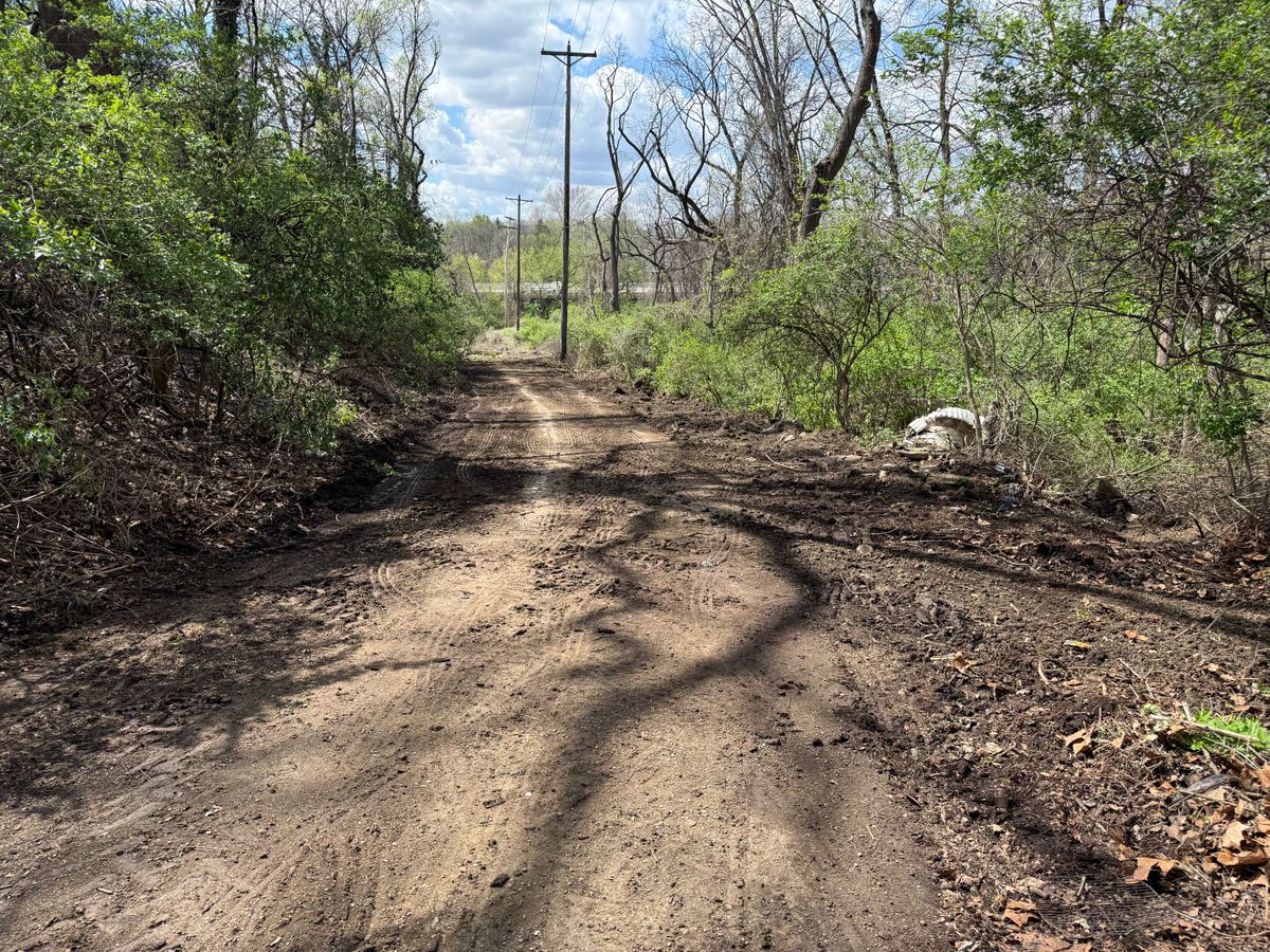 Gravel Road Grading for A1 Bush Hogging & Lawn Service in Columbus, OH