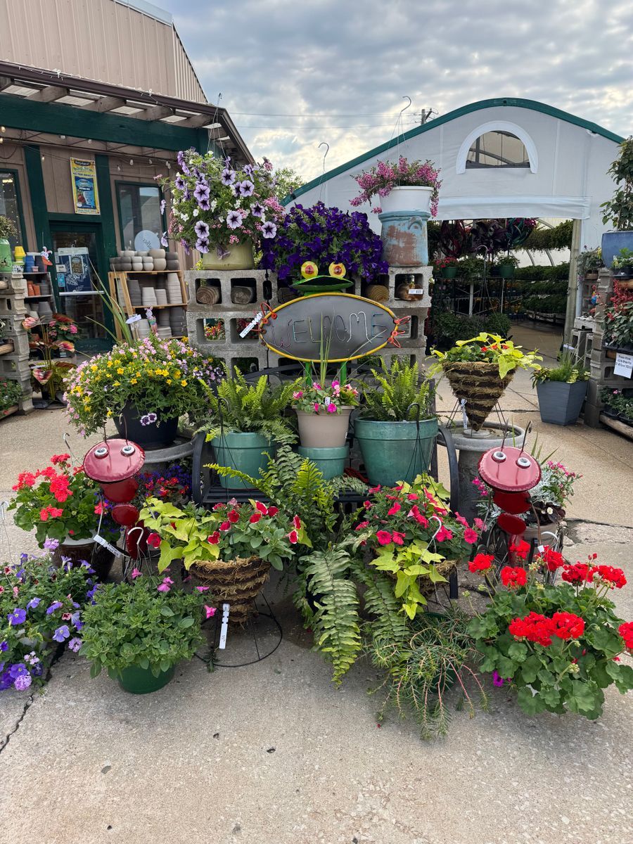 Gardening for Mayfield Landscaping in Staunton, IL