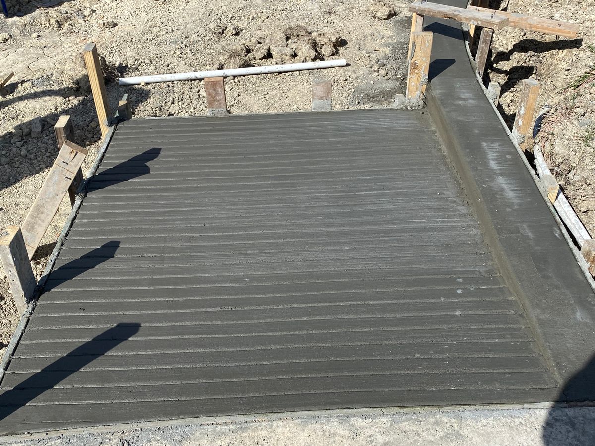 Concrete for Leo's Concrete Crew in Elgin, TX