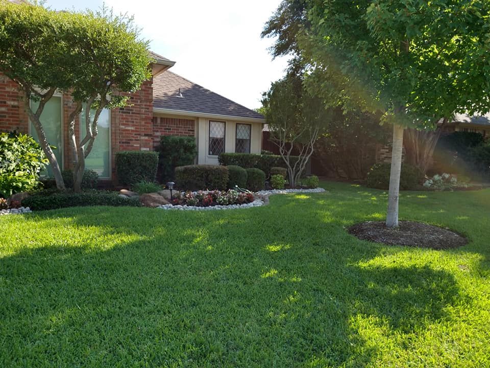 Lawn Maintenance for Green City Landscape and Lawn Care LLC in Mesquite, TX