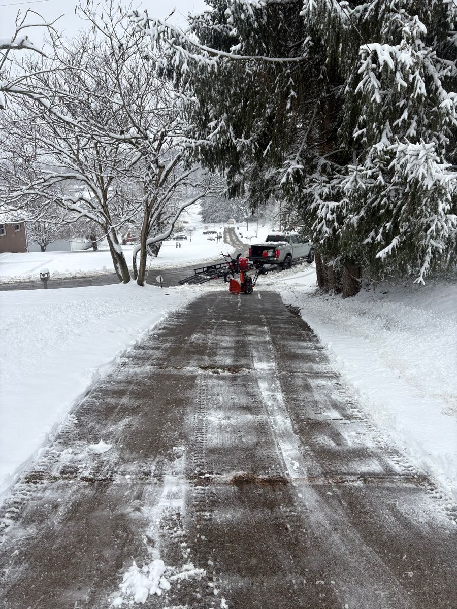 Snow Removal for Cam Yardz in Washington, PA