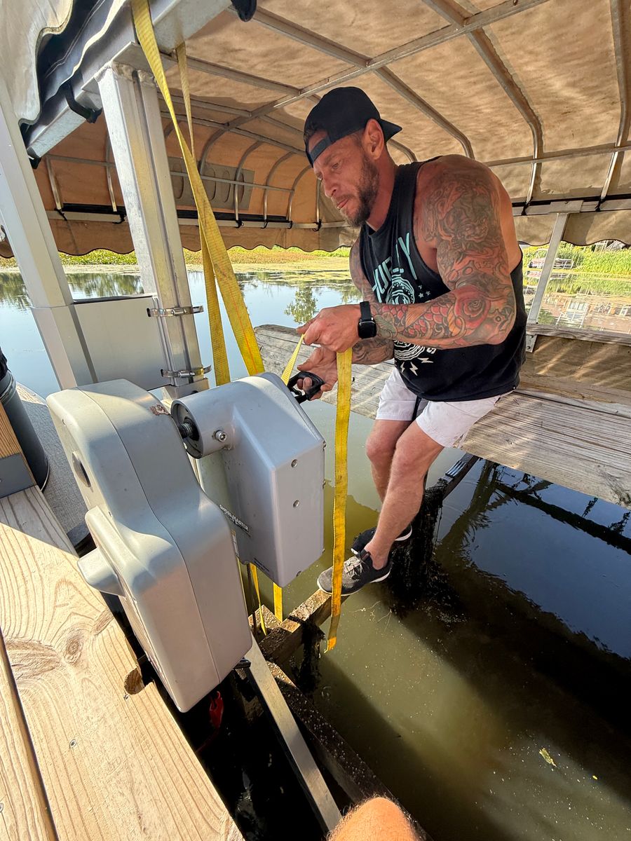 Seasonal Waterfront Service for Wagner's Lift & Dock Shop LLC in Watervliet, MI
