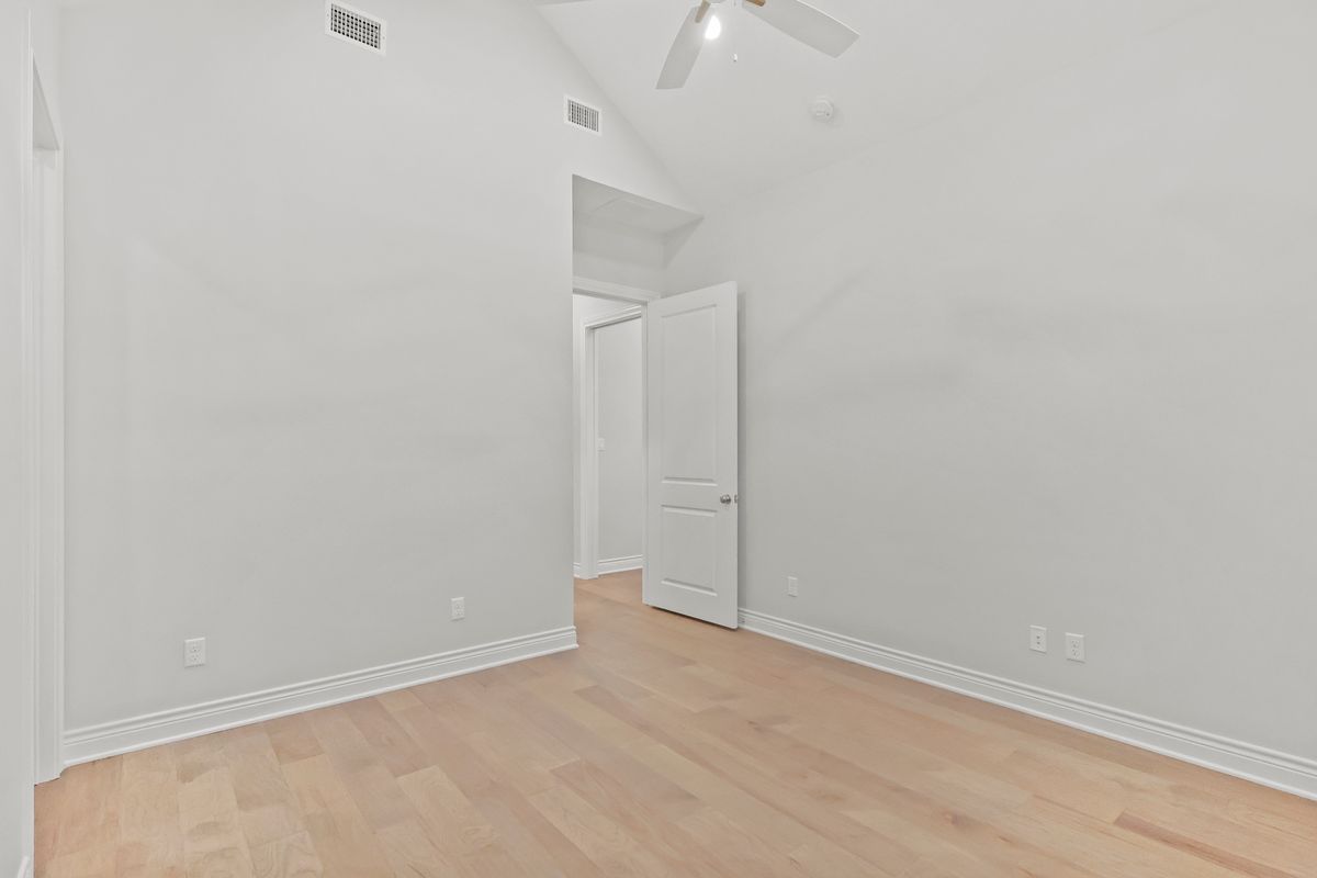 Flooring for Easterling Homes in College Station, TX