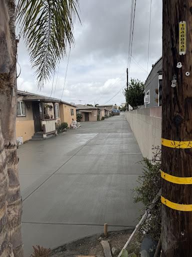 Sidewalk Installation for 4 Seasons Concrete Inc. in Gardena, CA