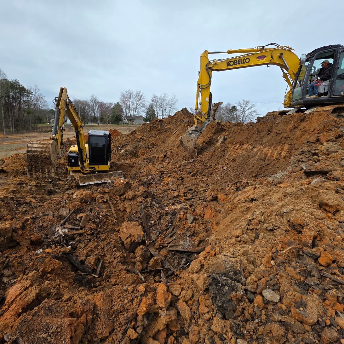 Excavation Services for Great Lakes Lawn & Landscape in knoxville, TN