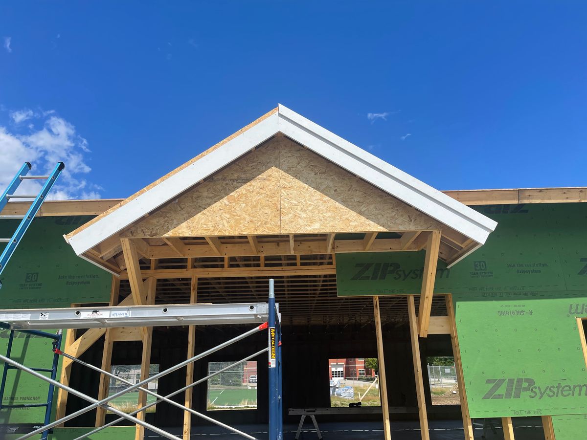 Custom Log Homes for McKenna General Contracting in Readfield, ME