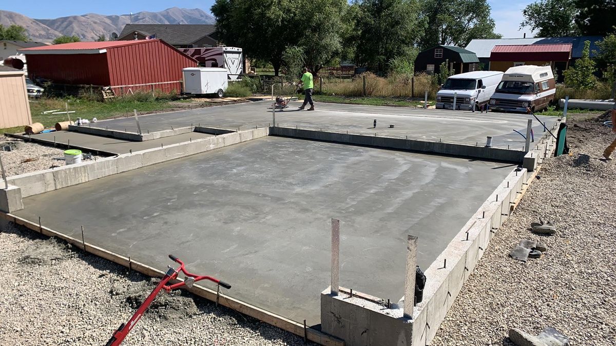 Concrete for Diamond Peak Concrete in Garland, UT