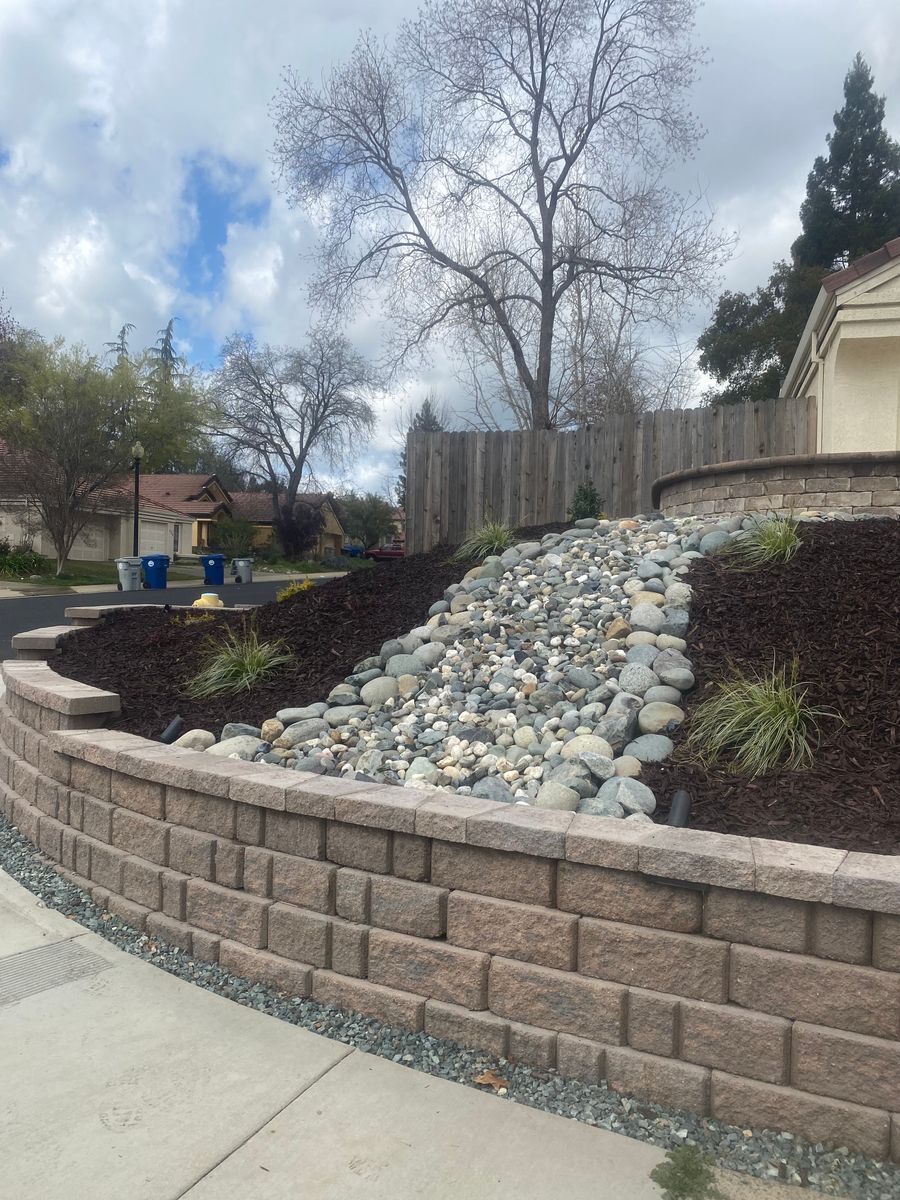 Retaining Wall Construction for Diamond Landscape & Hardscape in Diamond Springs, CA