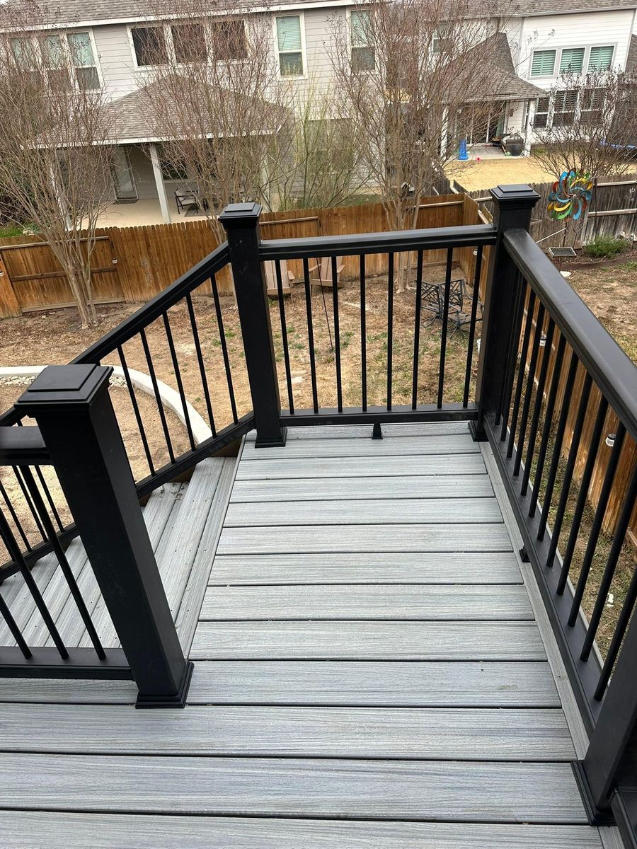 Deck Construction, Repair & Refinishing for Dos Gringos Outdoor Living in New Braunfels, TX