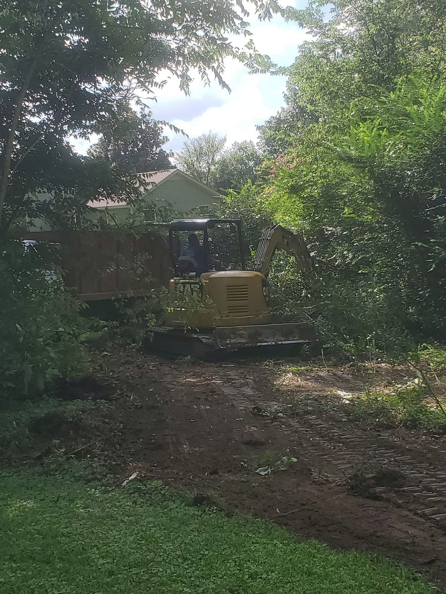 Land Clearing for Puckett's Tree Service in Decatur County, TN