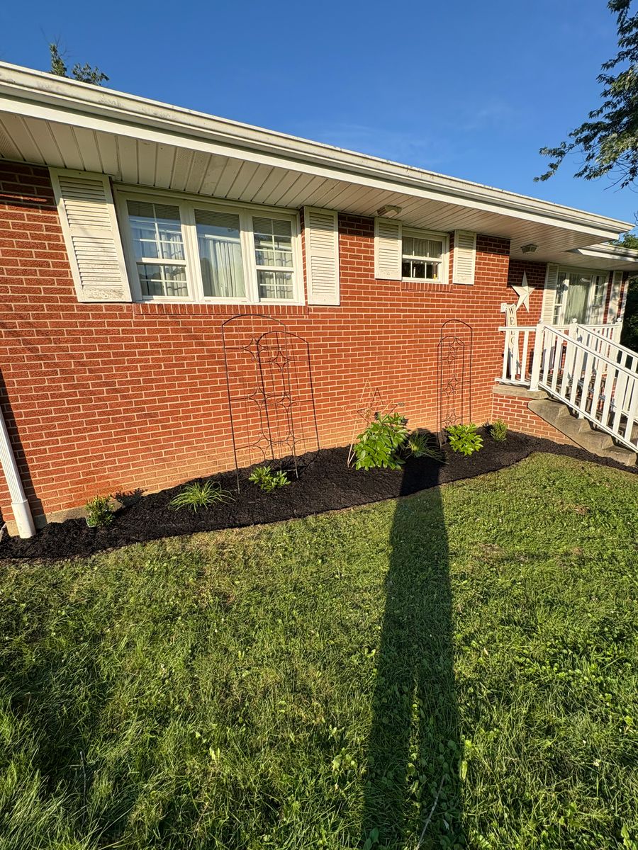 Mulch Installation for Cam Yardz in Washington, PA