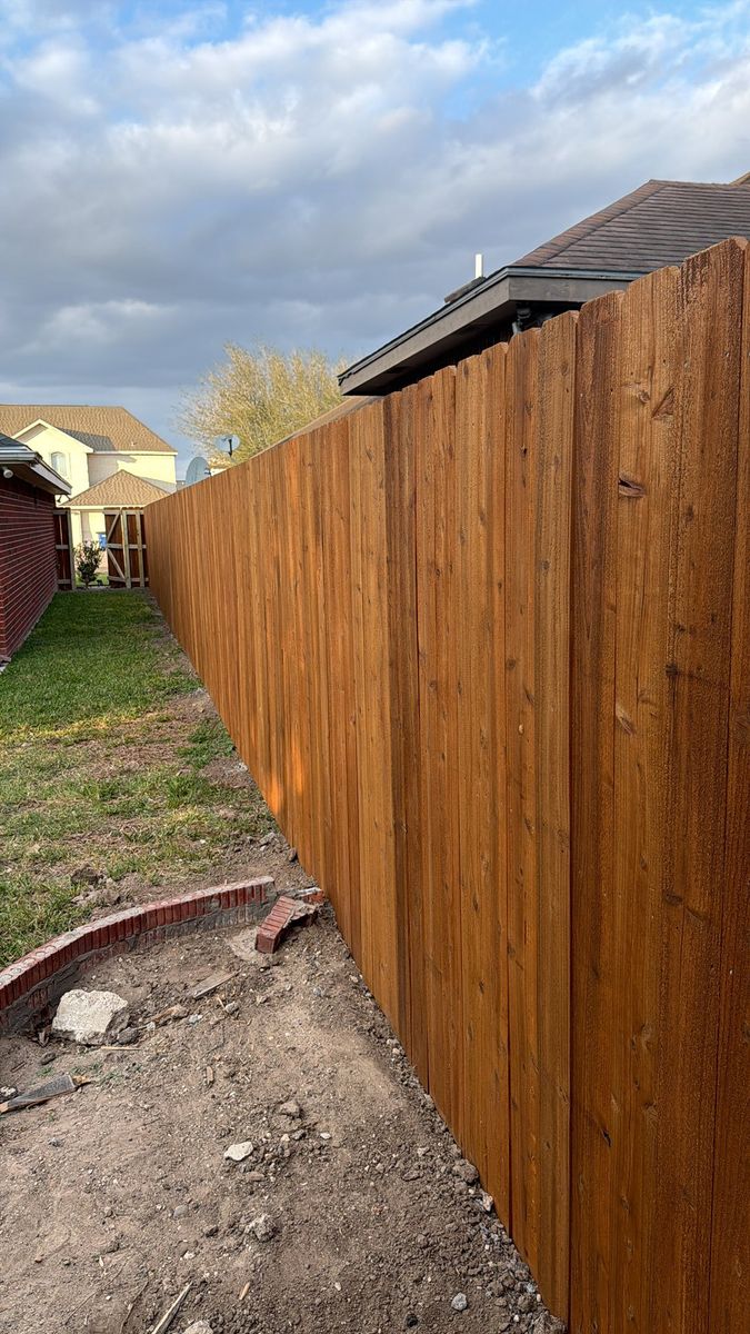 Fencing for Lala Home Solutions in San Juan, TX