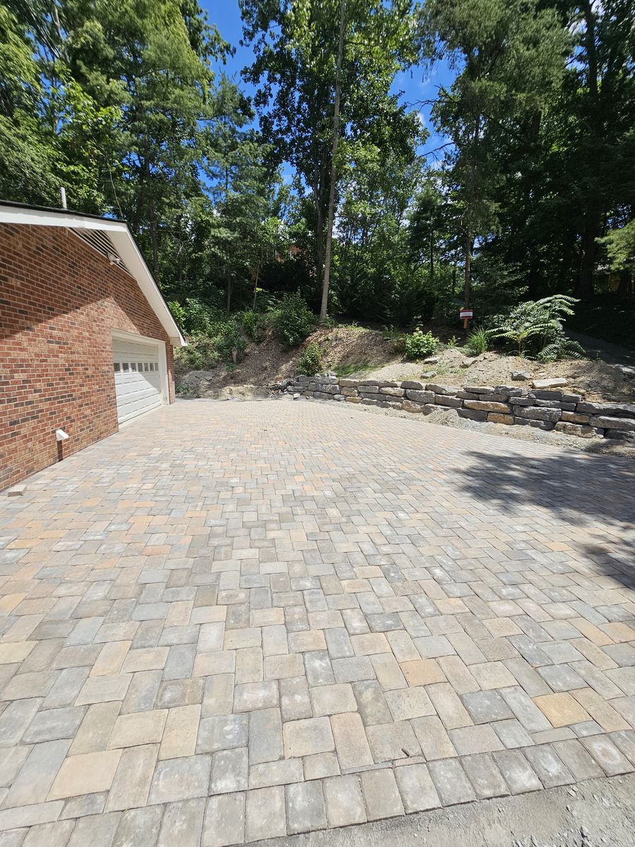 Pavers and Concrete for JV Painting Services LLC in Hendersonville, NC
