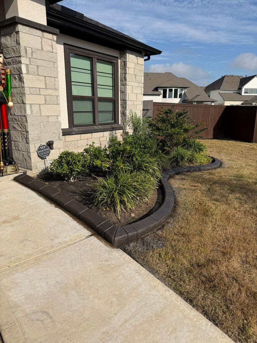 Landscaping for Texas Curb N Borders in Houston, TX