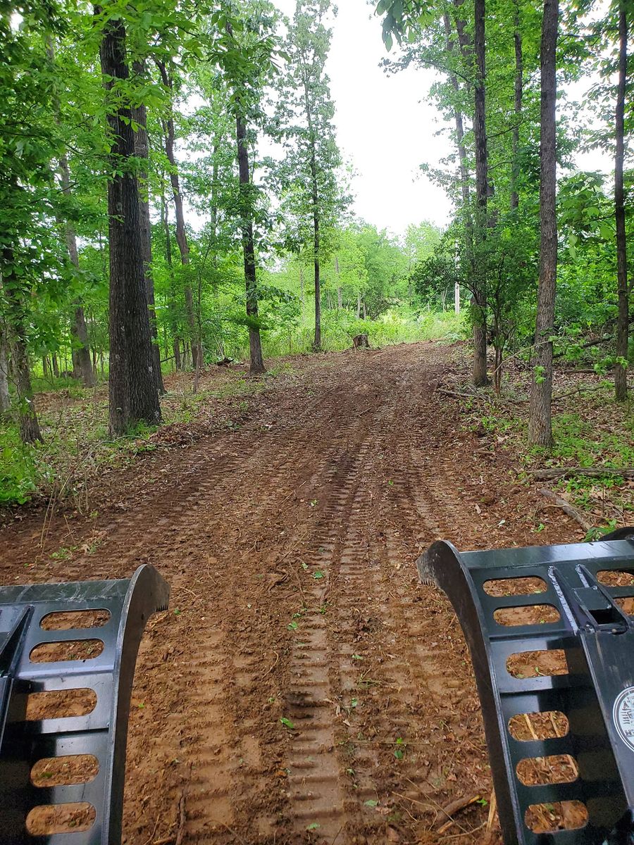 Roadbeds for H&H Earthworks in Decherd, TN