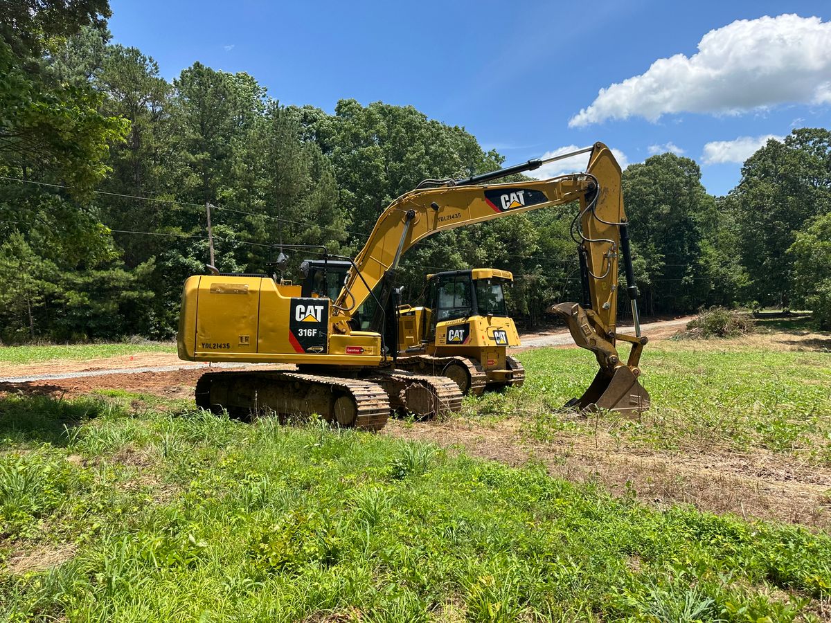 Land Clearing for Fav5 Hauling & Grading in Mount Airy, NC