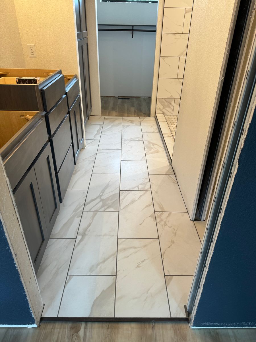 Bathroom Tiling for Dakota Tile & Stone in Belle Fourche, SD