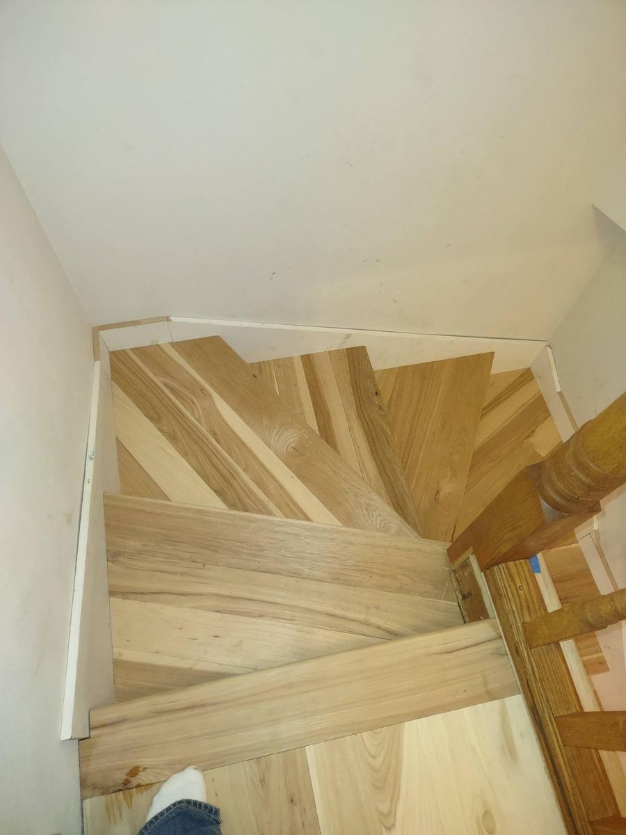 Floor Installation for Smithe Hardwood Flooring  in Sandy, OR