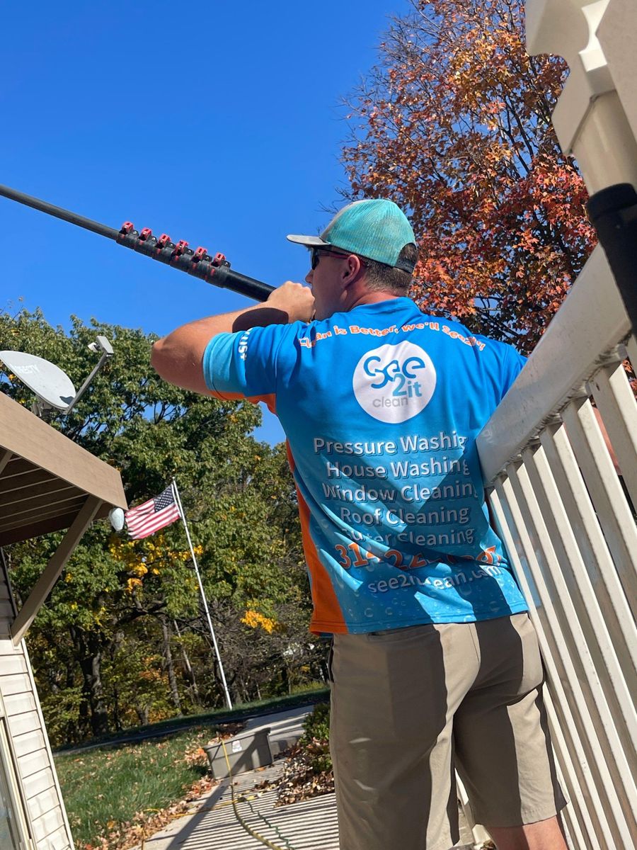House Washing for See2it Clean in St Louis, MO