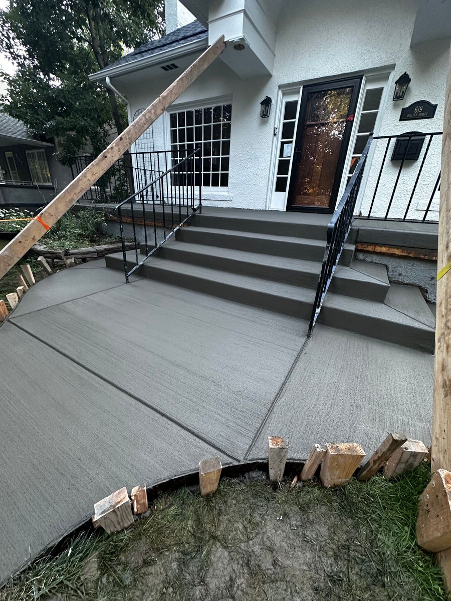 Concrete Driveways for B&M Concrete LLC in Longmont, CO