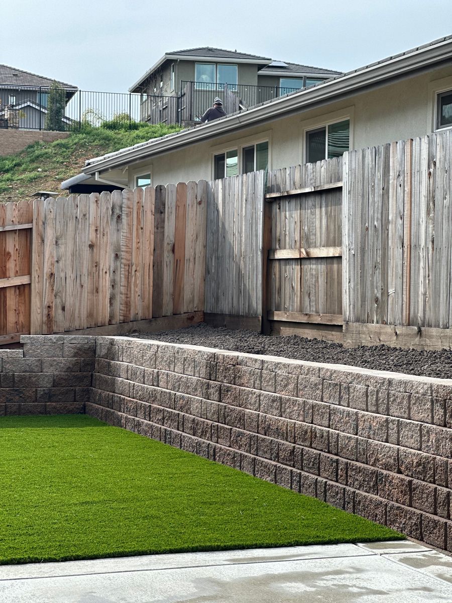 Retaining Wall Construction for Diamond Landscape & Hardscape in Diamond Springs, CA