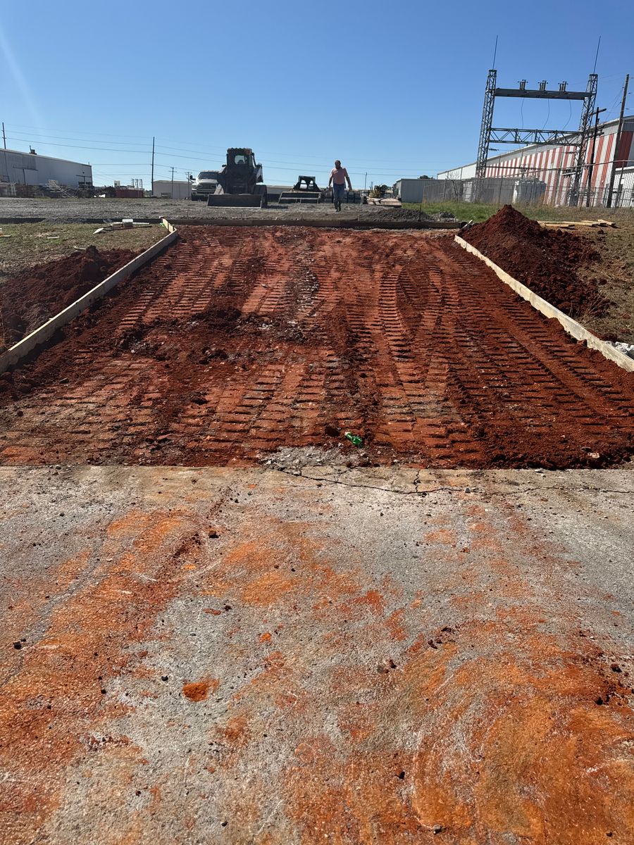 Driveways and culverts for Simmons land works in Sardis,, TN