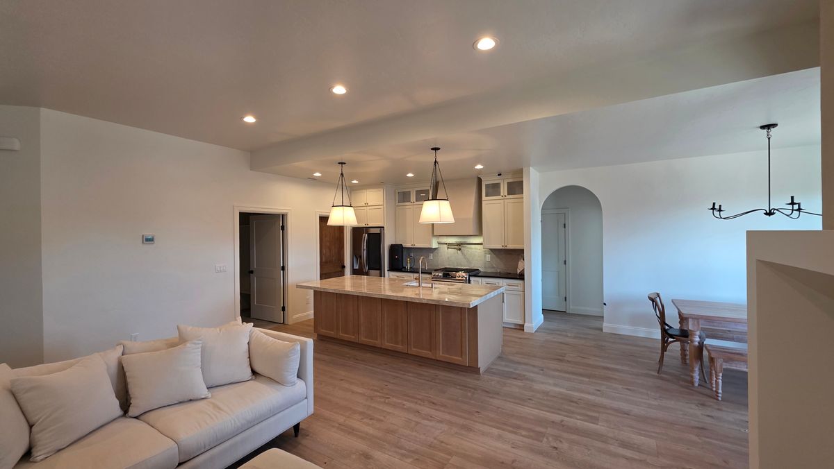 Custom Home Construction for Genuine Homes LLC in Franklin County, WA