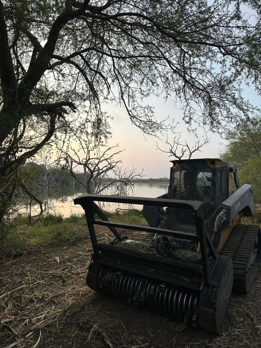 Pond Construction for Strause Land Improvement & Construction in George West, TX