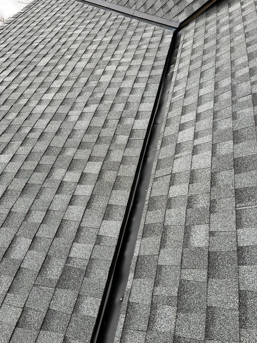 Roofing Repairs for Full Roof Replacement Repairs and Seamless Guttering in Saint Joseph, MO