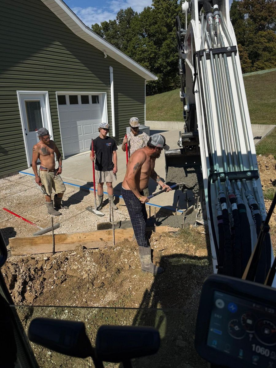Driveways & Sidewalks for Whitfield Concrete Construction in Solsberry, IN