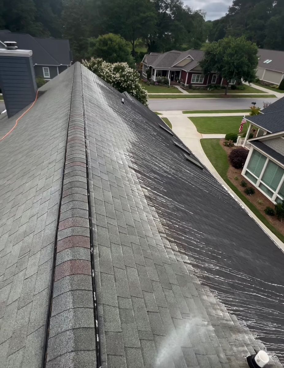 Roof Cleaning for JB Applewhite's Pressure Washing in Anderson, SC