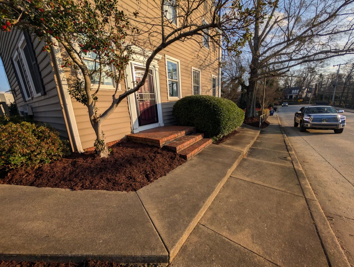 Mulch Installation for Cody’s Lawn & Landscape in Greer, SC