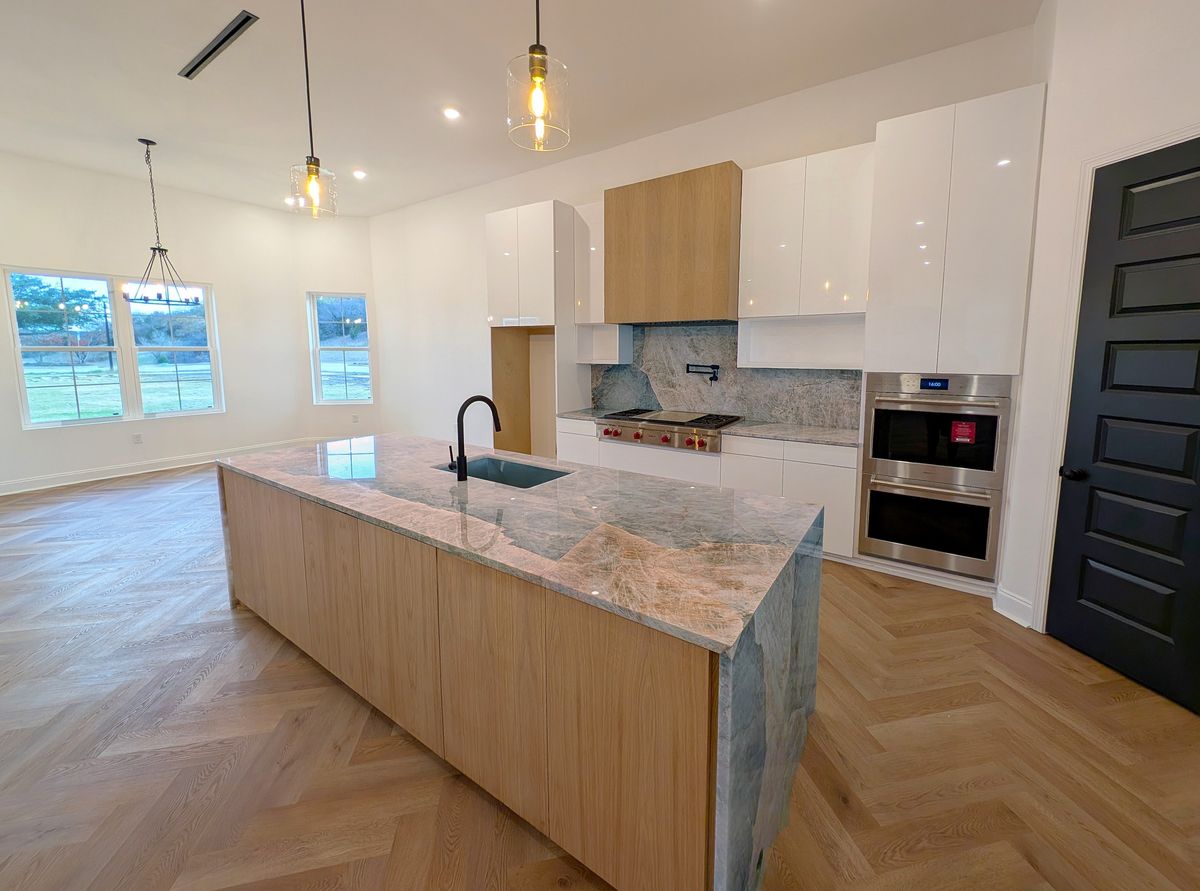 Kitchen Remodeling for Cincero Homes in Dallas, TX