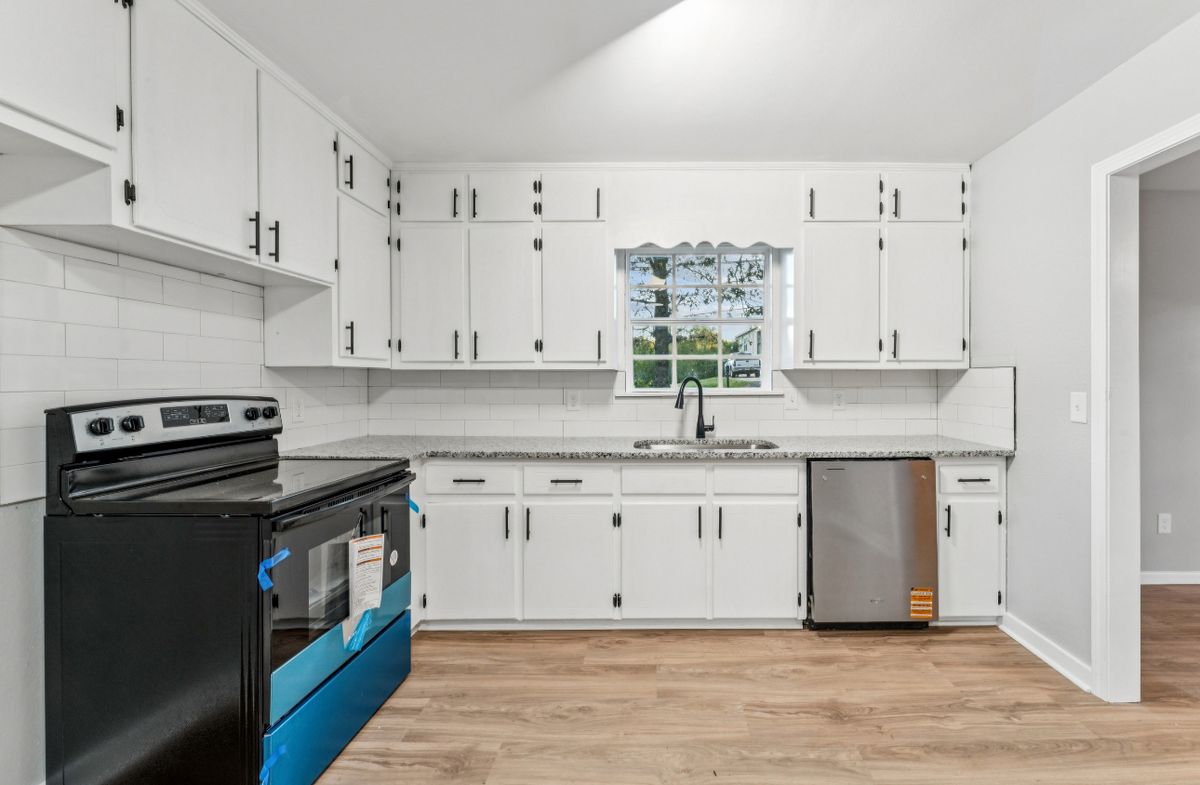 Custom Home Construction for Hometown Building Solutions in Springville, AL