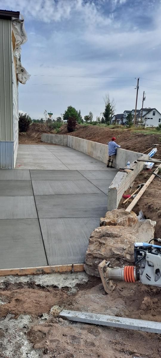 Concrete Driveways for Preciado Concrete LLC in Colorado Springs, CO