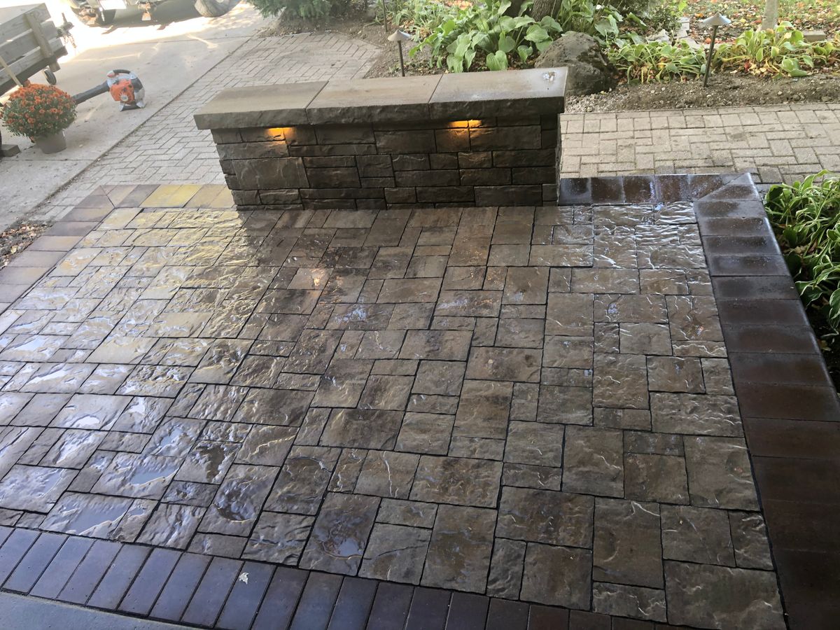 Landscape Lighting for Paradise Lawnscapes in West Bend, WI