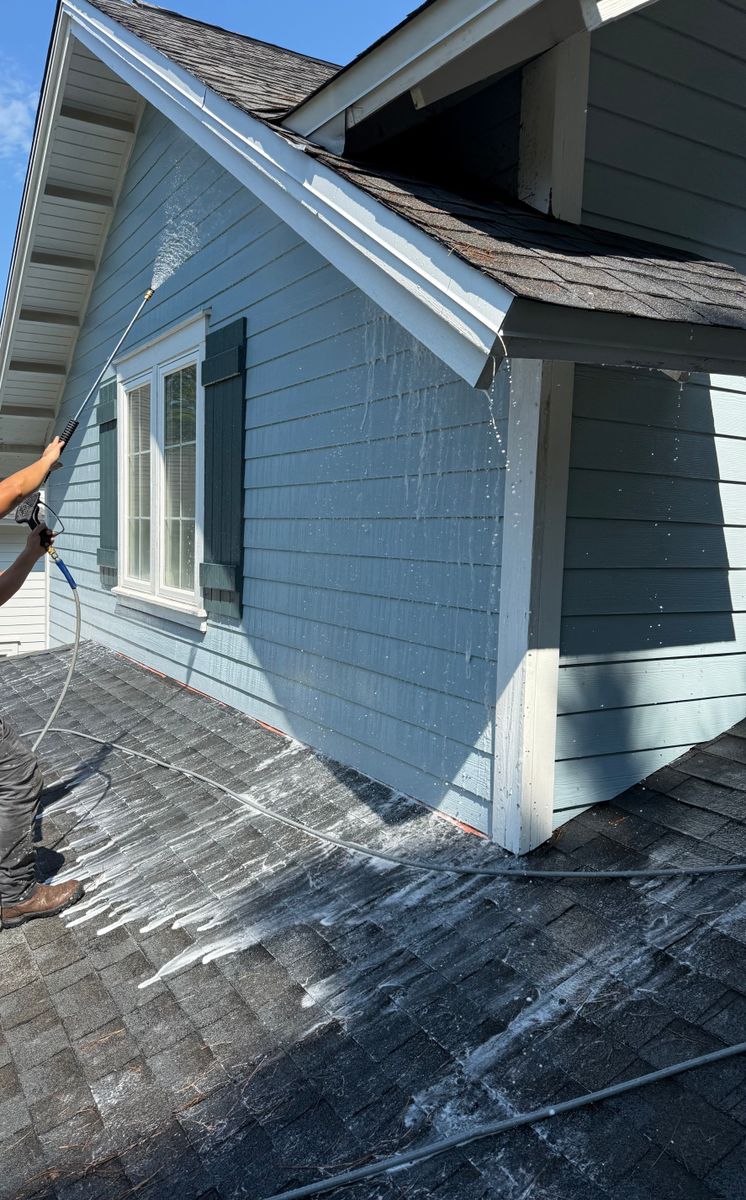 Pressure Washing for Costa Esmeralda Painting in Fort Walton, FL