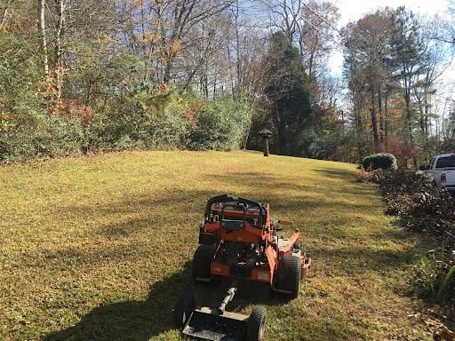 Mowing for Fescue 911 in Ashland City, TN