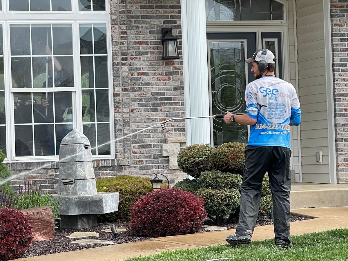House Washing for See2it Clean in St Louis, MO