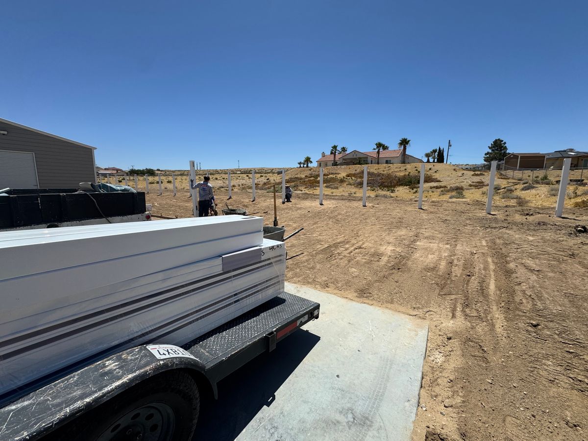 Residential Fence for Ellis Fence CO in Barstow, CA