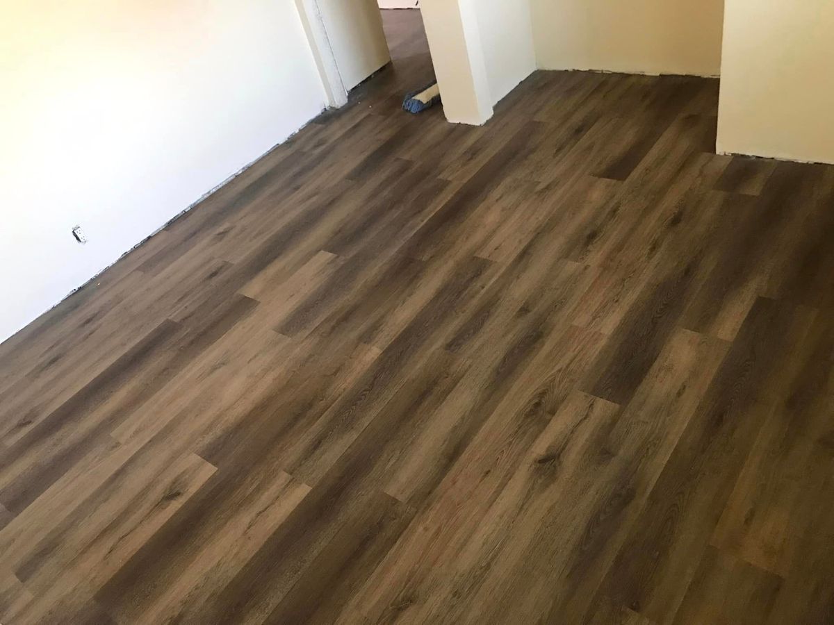 Laminate Flooring for A1 Flooring & Remodeling in San Antonio, TX