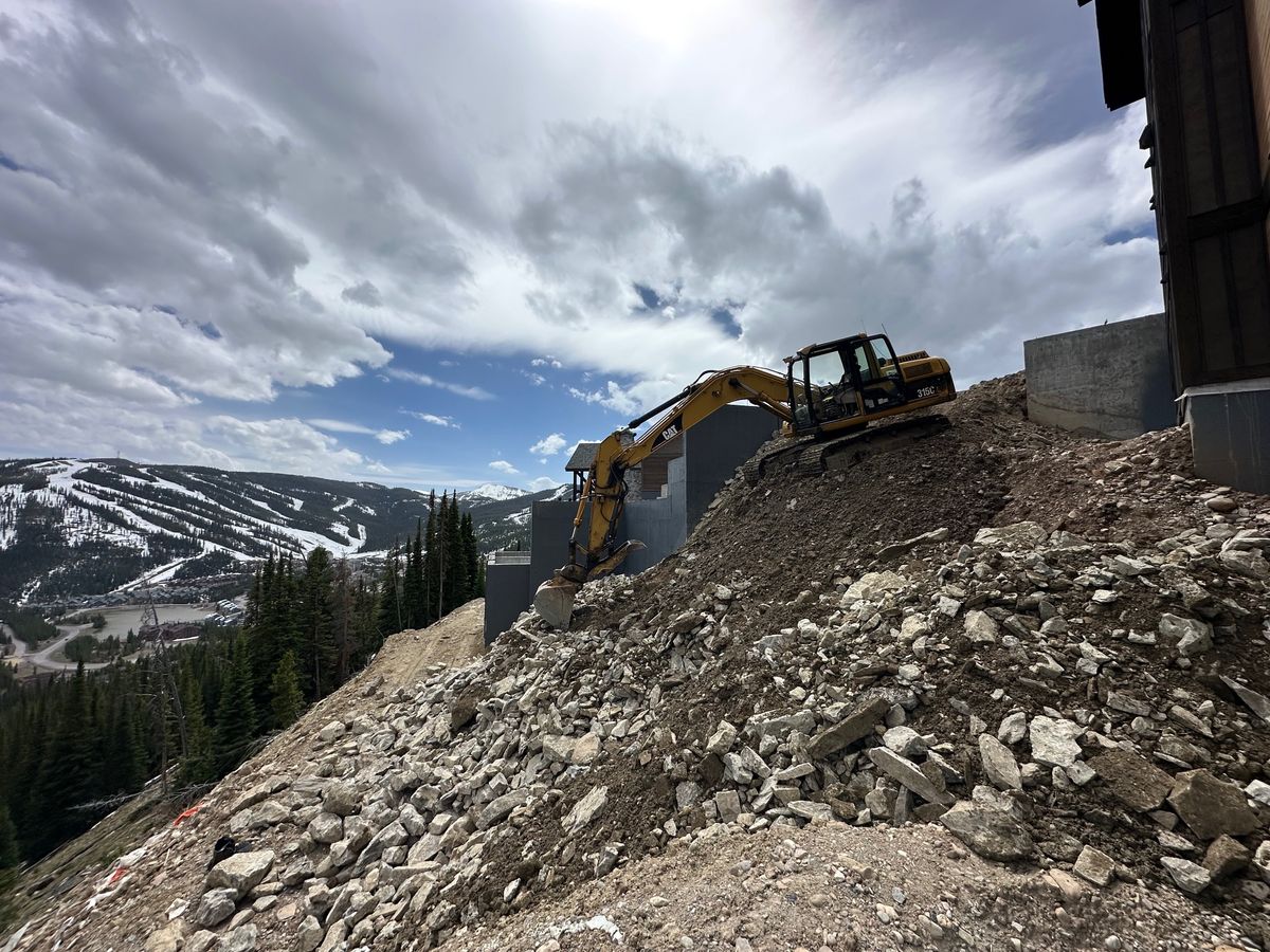Grading /Dirt Work for R&H Homes in Bozeman, MT